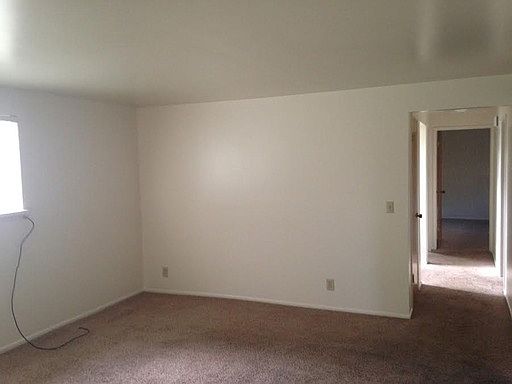 4th image of 3363 S Edison St #A