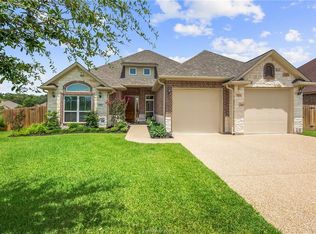 2901 Caney Ct, Bryan, TX 77808
