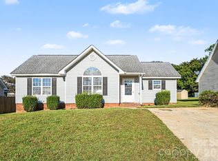 4415 Biesterfield Dr, Charlotte, NC 28216