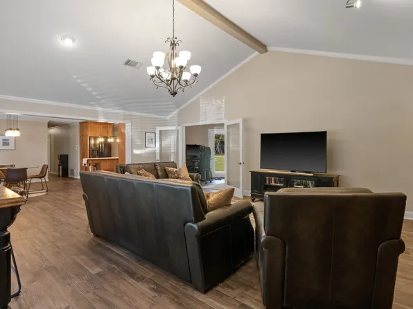 259 County Road 2407, Pittsburg, TX 75686