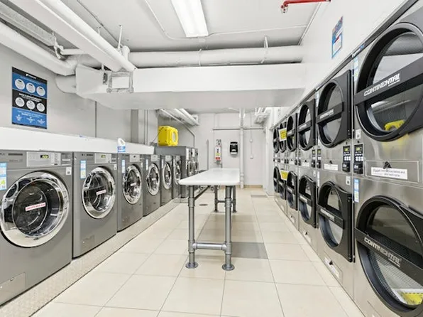 400 Central Park West image 10 of 11