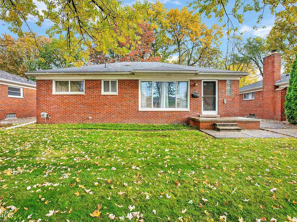 1st image of 21641 Mauer St
