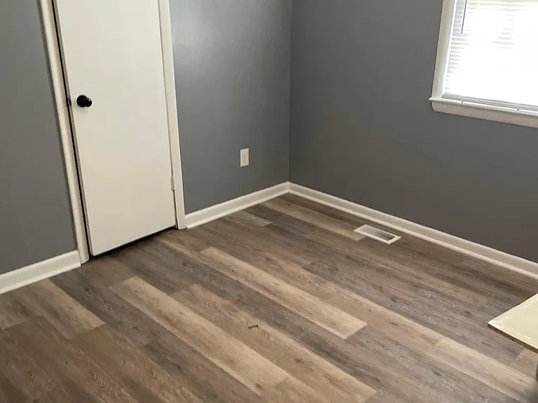 6012 Cliffdale Rd — Photo 6