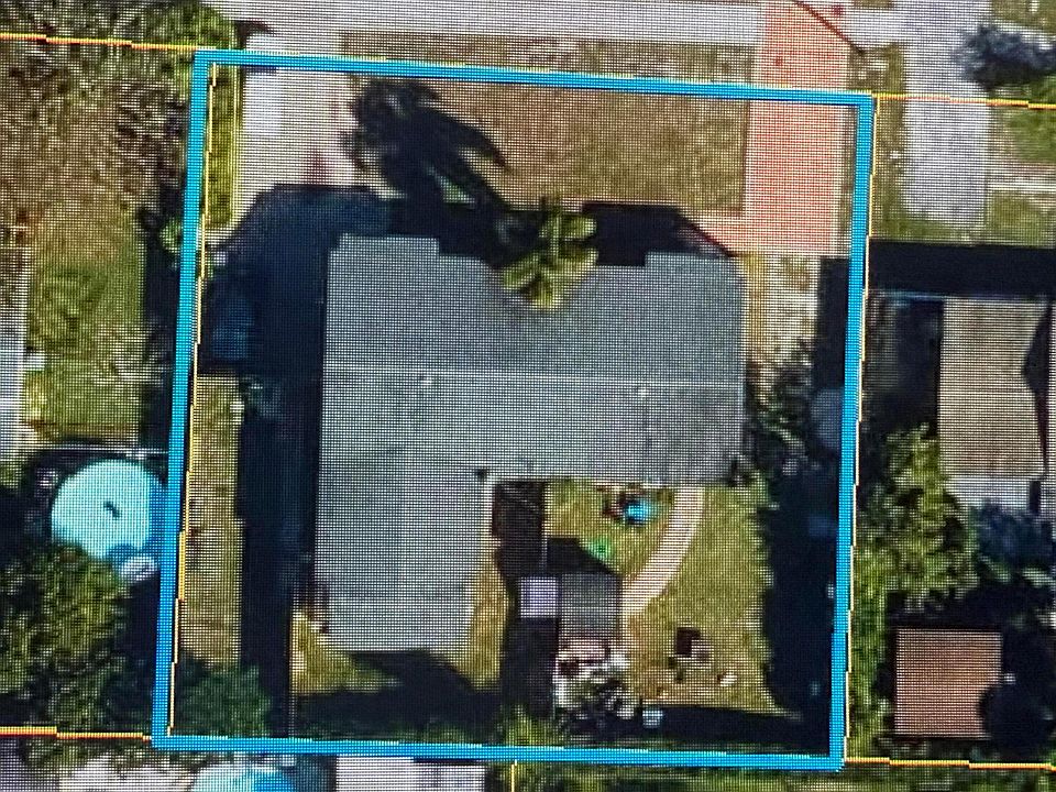 2nd image of 3437 Kird Rd Road