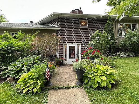 3rd image of 1580 Township Road 1273