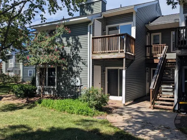 8620 Beekman Pl #20C, Alexandria, VA 22309