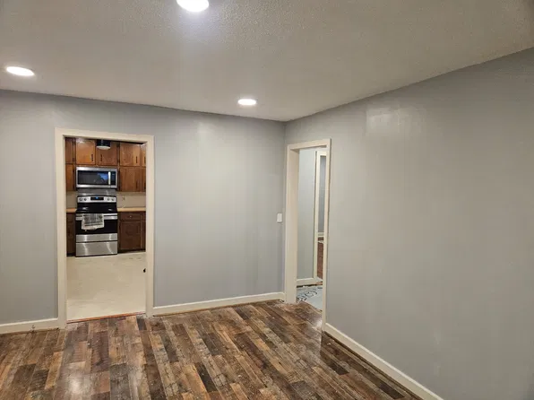 108 McGill St, Sanford, NC 27330