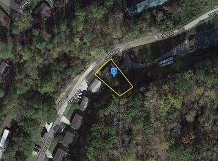 303 Terrace Dr, Wayne, WV 25570