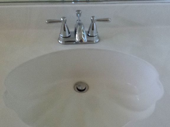 4th image of 6015 N Reata Dr APT A