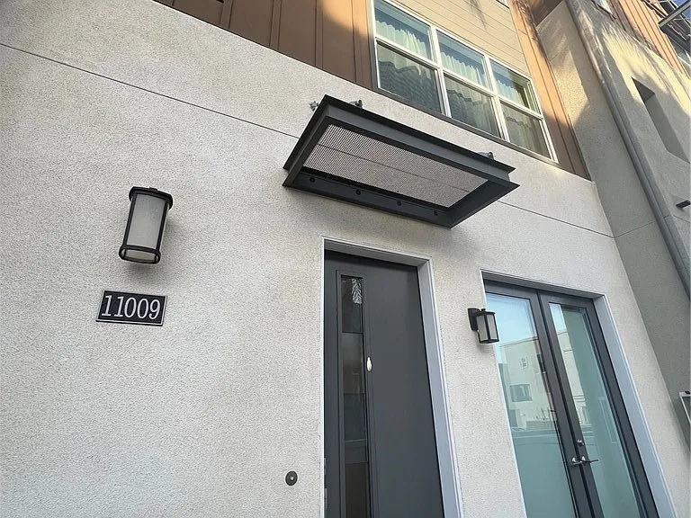 11009 Skyglow Dr — Photo 2
