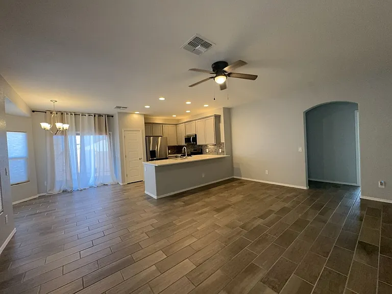 3828 Big Bend St — Photo 3