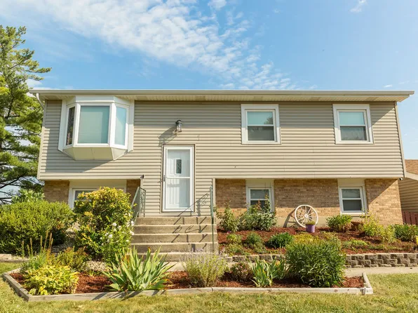 7818 166th Pl, Tinley Park, IL 60477