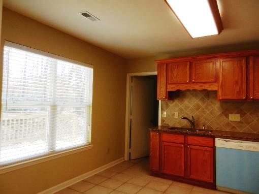 3rd image of 3816 Sweetgrass Ln