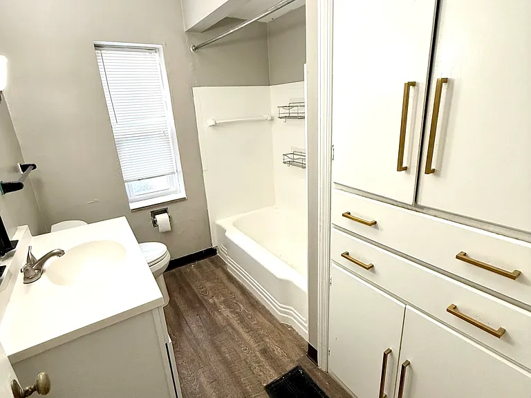 1518 Waltham Rd — Photo 10