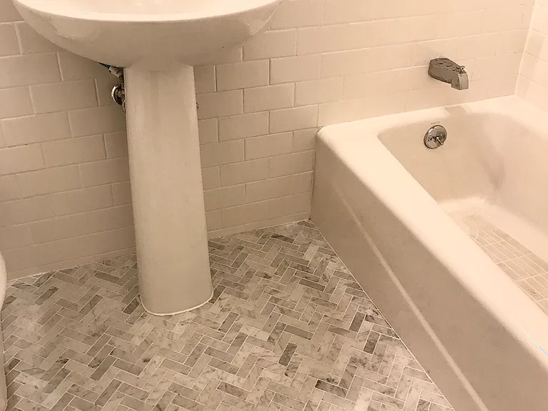 980 2nd Ave #2E — Photo 6