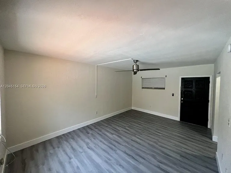 218 Santillane Ave #11 — Photo 8