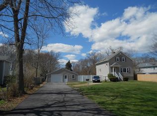 1723 Brayton Point Rd, Somerset, MA 02726