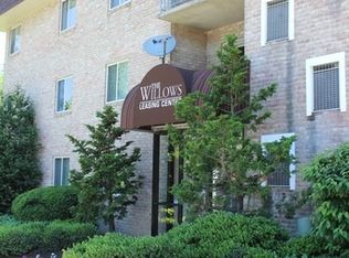 123 Warwickshire Ln APT A, Glen Burnie, MD 21061