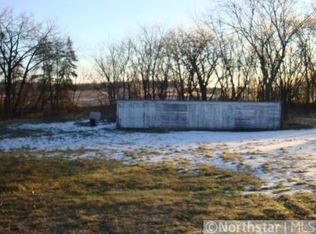 9106 NW 66th St, Waseca, MN 56093