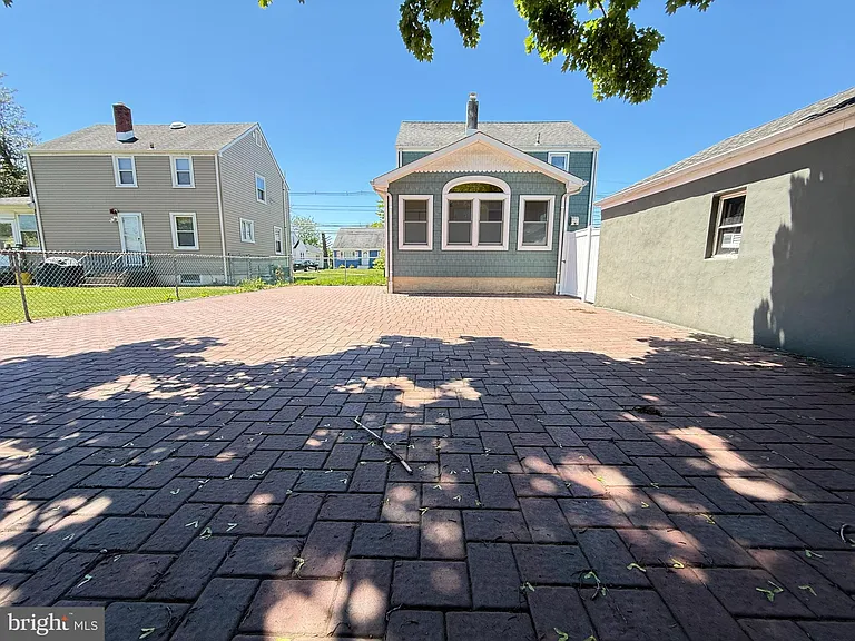 210 Kuser Rd — Photo 19