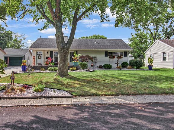 4th image of 1027 Wildwood Dr