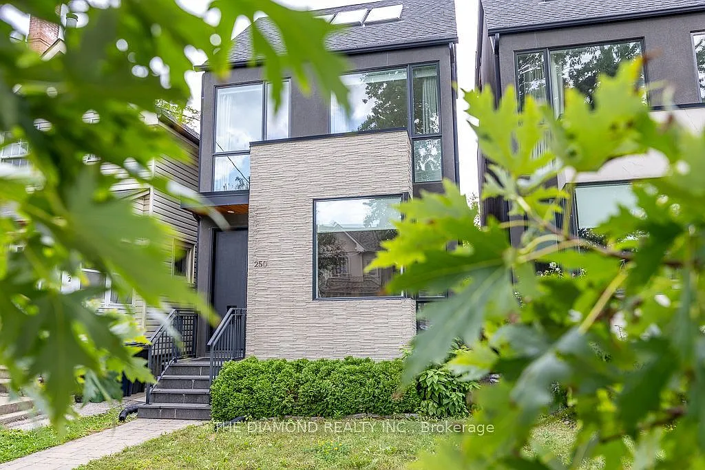 5 bed, $8,300 — Photo 1
