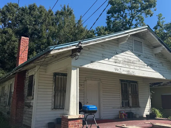 1060 Cottrell St, Mobile, AL 36605