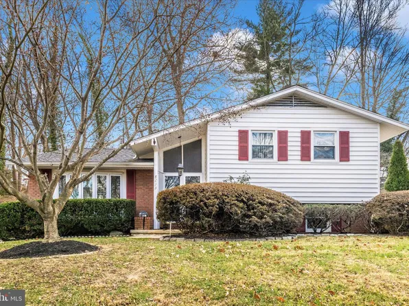 8233 Streamwood Dr, Baltimore, MD 21208