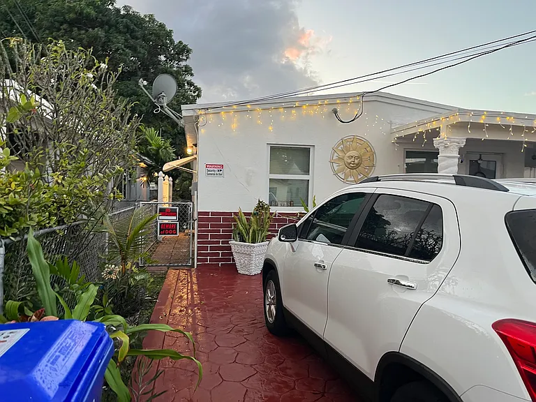 360 NW 58th Ave #1 — Photo 11