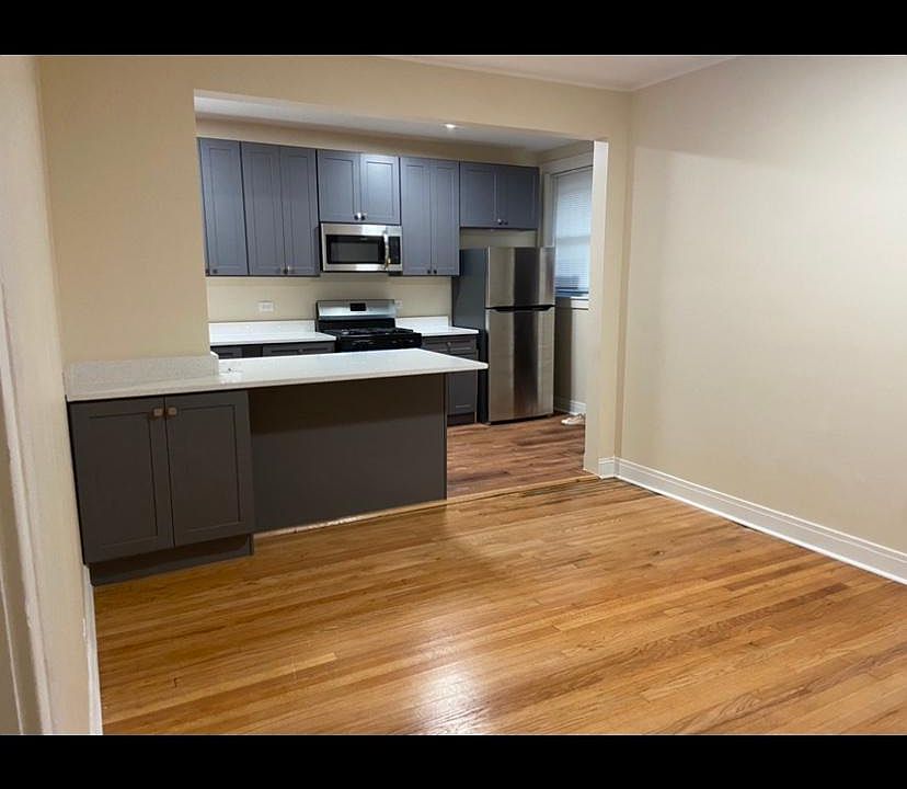 1st image of 6942 S Paxton Ave #1