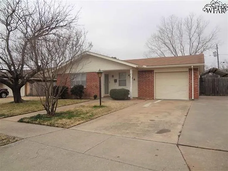 4618 Tammy Dr — Photo 11