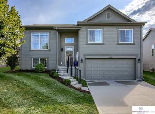 19627 South St, Omaha, NE 68135