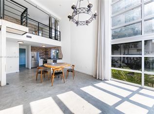 7700 Collins Ave APT 2, Miami Beach, FL 33141