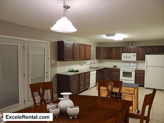 2nd image of 10152 Beekman Place Dr