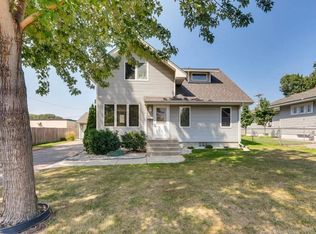 104 20th Ave S, Hopkins, MN 55343