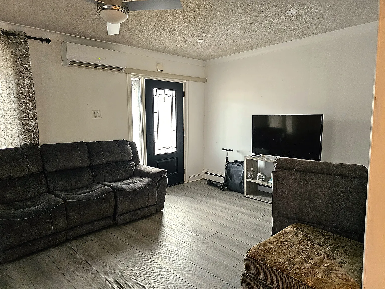 85 Main Street W. — Photo 4