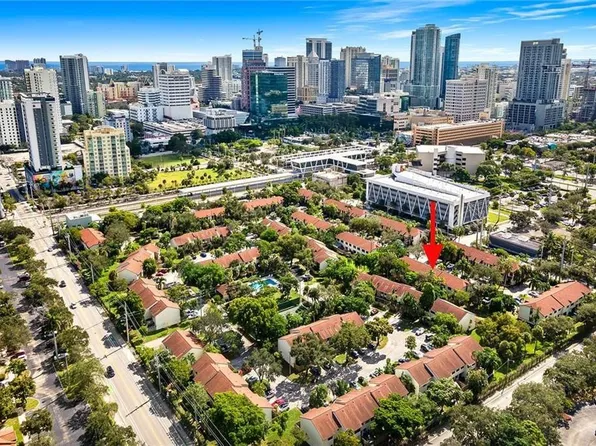 247 City View Dr, Fort Lauderdale, FL 33311