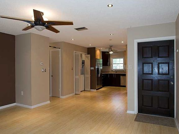 4th image of 6018 1st Ave S APT 8