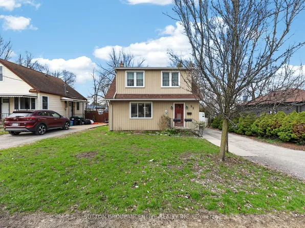 32 Adelaide St, Barrie, ON L4N 3T5