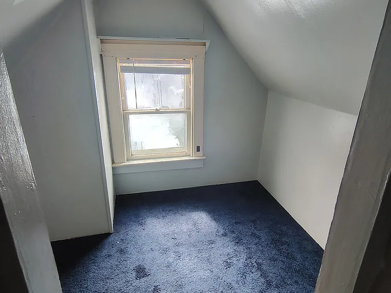 110 Imperial St #3 — Photo 5