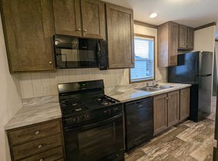 232 New Mexico, Belleville, MI 48111