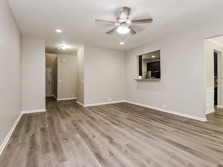 4038 Lake Manor Way — Photo 5