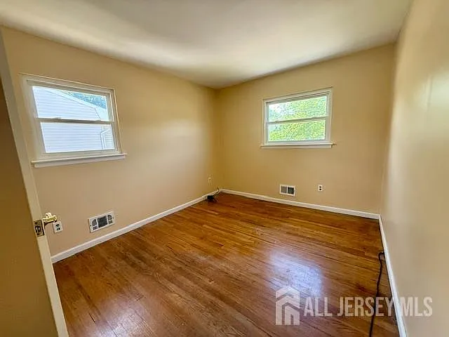 5 Sussex Ct — Photo 23