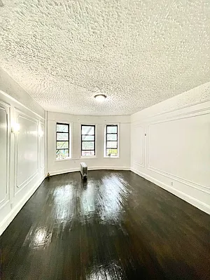 Rented by Pear NYC LLC | media 10