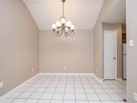 3rd image of 12148 Stone East Dr