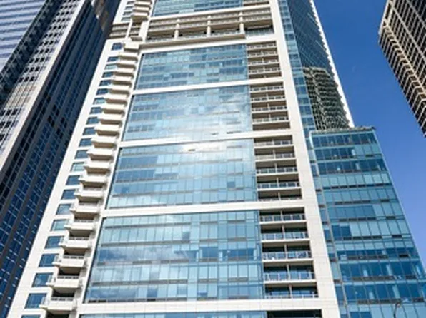340 E Randolph St APT 4806, Chicago, IL 60601