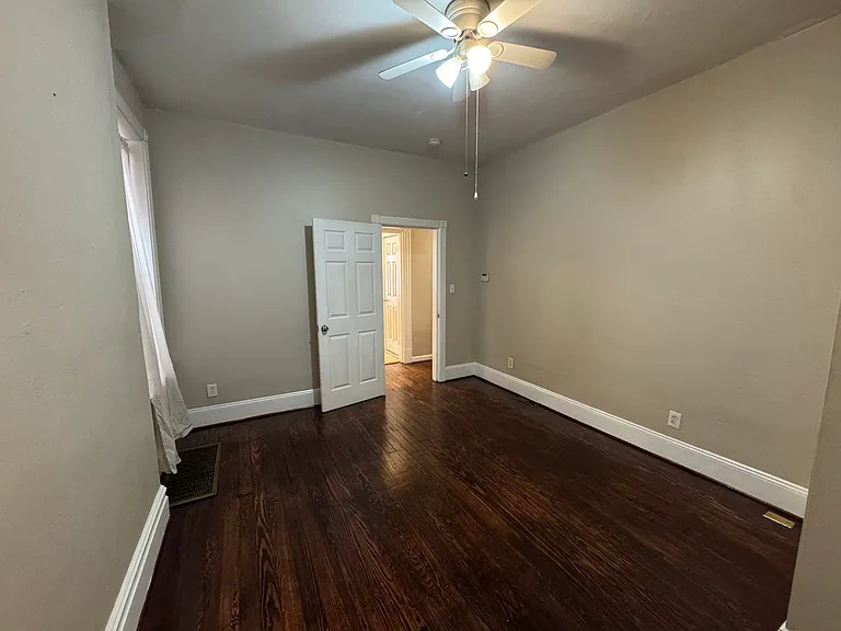2919 Virginia Ave — Photo 8