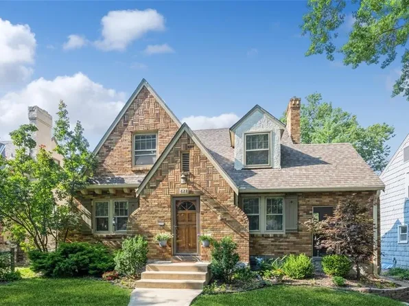 628 E 72nd Ter, Kansas City, MO 64131