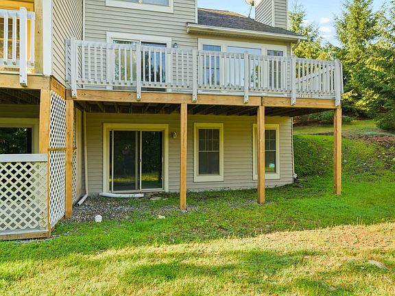 4th image of 347 Hemlock Ln