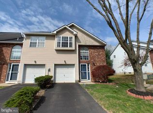 809 Lily Ln, Trenton, NJ 08638